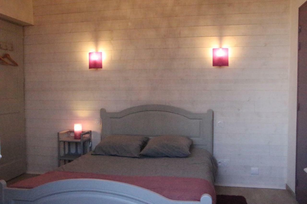 Chambres Aux Bonnes Herbes Bais  Dış mekan fotoğraf